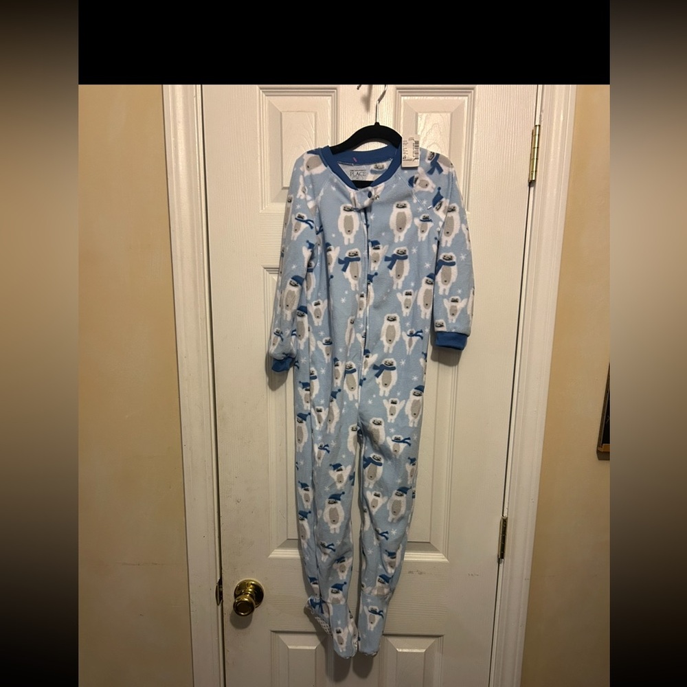 Cildren’s Place NWT🏷️Abominable Snowman☃️1 Pc Unisex Kids👦🏻👧🏻Pj's. Sz 4T